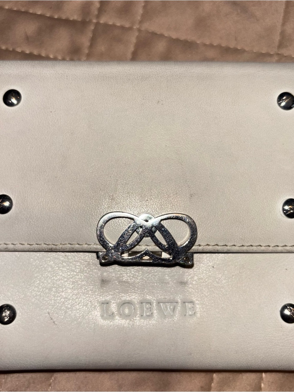 LOEWE White Leather Anagram Trifold Small Wallet - Picture 3 of 9